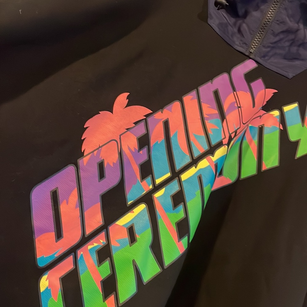Opening Ceremony Pull Over - Picture 2 of 4